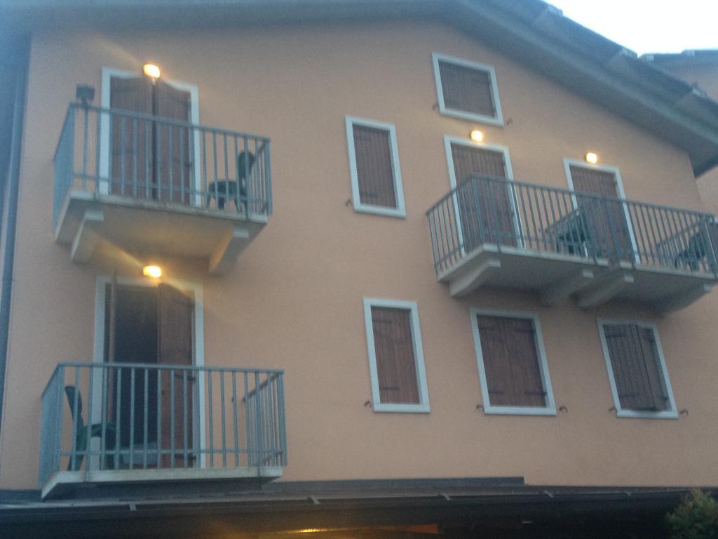Hotel Scandola Bosco Chiesanuova Buitenkant foto