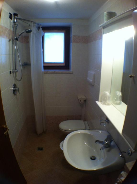 Hotel Scandola Bosco Chiesanuova Kamer foto